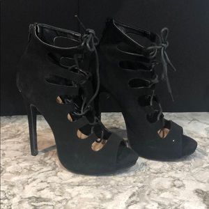 Hot Black Strappy Black Platform Heels